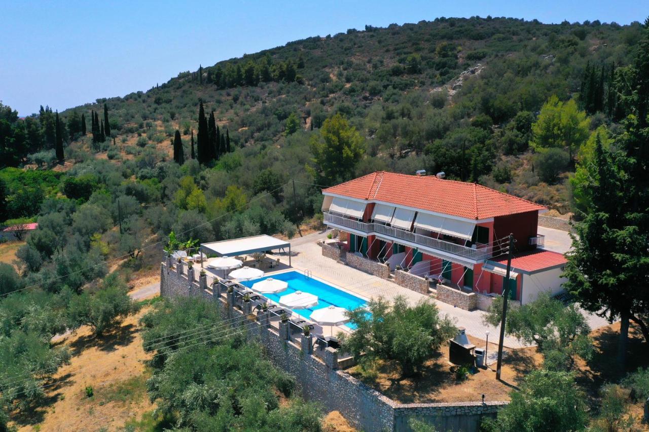 Villa Lilly Tolón Exterior photo